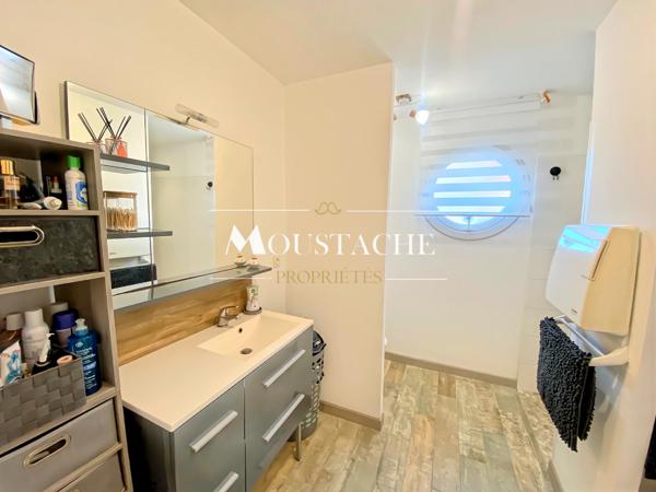 VILLA/ MAISON DE STANDING - PISCINE & PROCHE PLAGES -