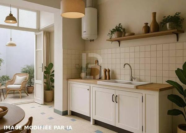 Appartement 4 pièces à rénover - Vieil Antibes