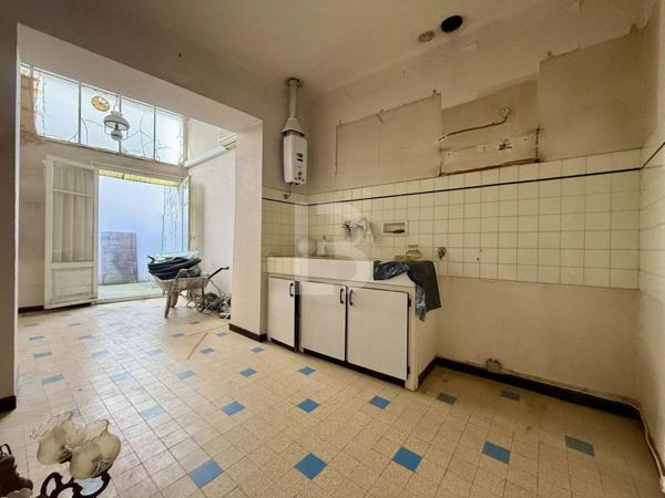 Appartement 4 pièces à rénover - Vieil Antibes