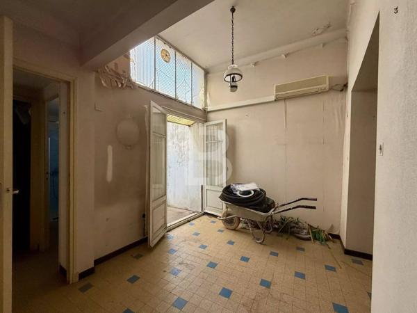 Appartement 4 pièces à rénover - Vieil Antibes