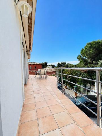 VILLA BANDOL