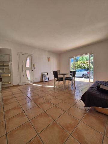 VILLA BANDOL