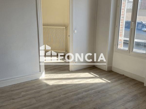Location Appartement 2 pièces 39 m² - 6 RUE DES PETITS PAS Dreux 28100