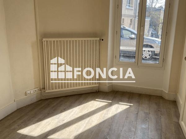 Location Appartement 2 pièces 39 m² - 6 RUE DES PETITS PAS Dreux 28100