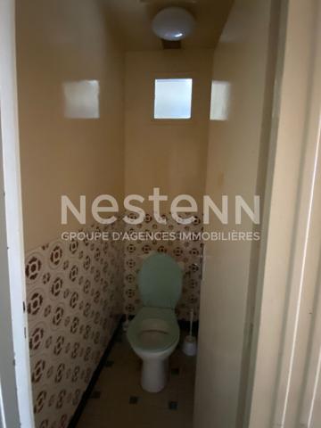 Nestenn Igny - Commerce et logement indépendant proche de Place de la Ferme avec ses commerces et transports en communs, idéale activité professionnelle, investissement locatif ou projet de réaménagement, promoteur.