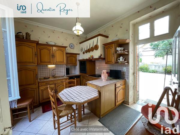 Maison à vendre 10 pièces 315 m² Bourbon-l'Archambault