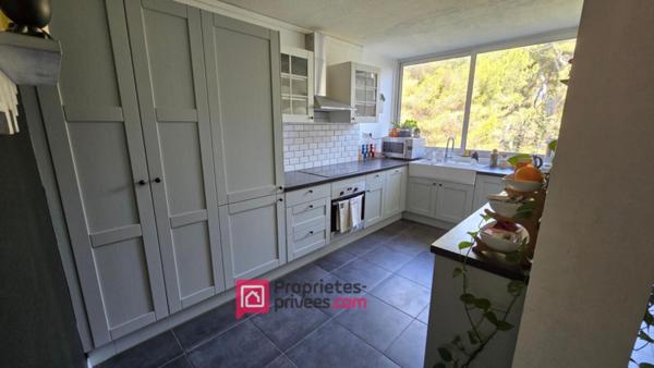 Magnifique T4 de 86 m2 avec vue  dégagée sur la nature au Roy d'Espagne 13008 Marseille - 327000