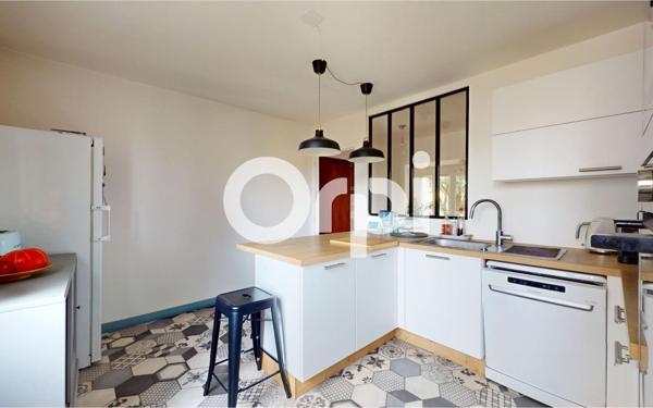 Appartement à vendre    4 pièces • 92 m2 Bron