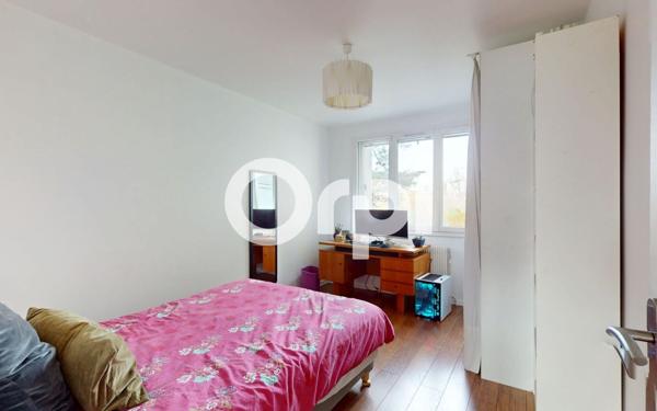 Appartement à vendre    4 pièces • 92 m2 Bron