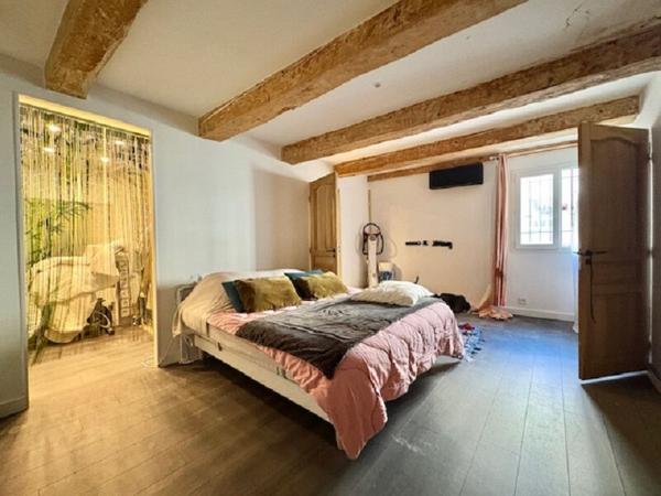 Appartement Atypique Ancien Entrepôt aménagé DUPLEX 192m² Garage Double -7ème arrondissement