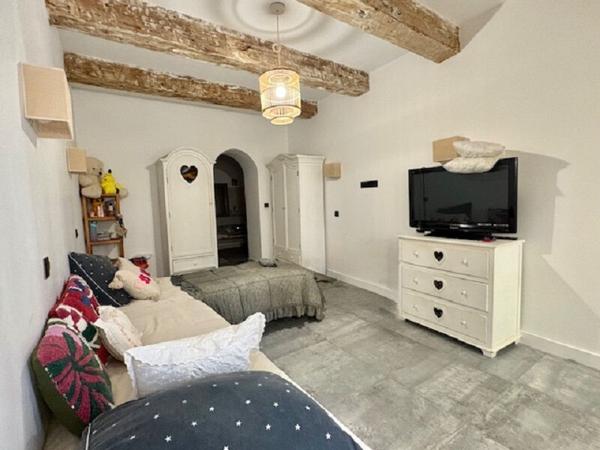 Appartement Atypique Ancien Entrepôt aménagé DUPLEX 192m² Garage Double -7ème arrondissement