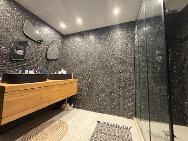 Appartement Atypique Ancien Entrepôt aménagé DUPLEX 192m² Garage Double -7ème arrondissement