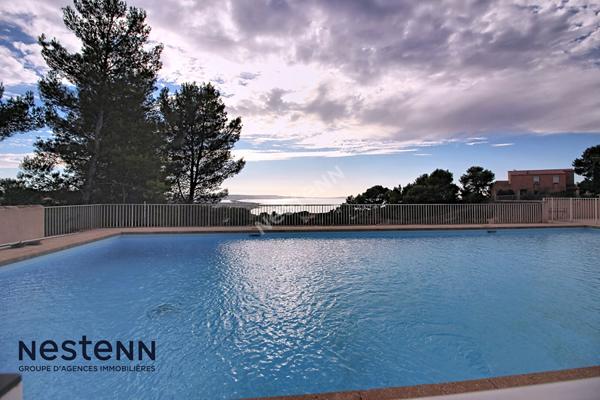 Appartement Vitrolles 2 pièces de 76 m² avec places privatives et piscine