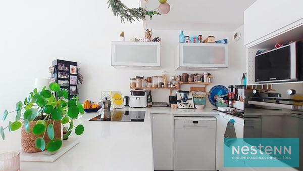 Appartement Duplex, Istres 5 pièce(s), 97m², dernier étage, 4 chambres et un box en sous-sol