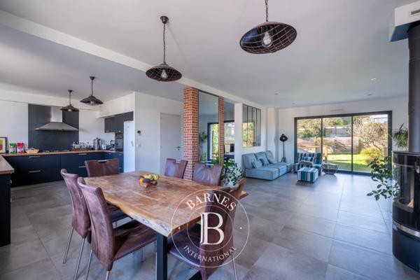 Chaville, Maison 5 Chambres -  184 m² à vendre