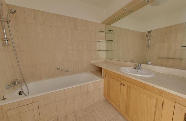 Appartement Nogent Sur Marne 3 pièce(s) 74.78 m2
