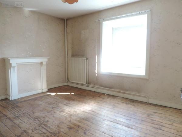 Maison à vendre à Belle-Isle-en-Terre dans les Côtes-d'Armor (22810), ref : 22069-1762