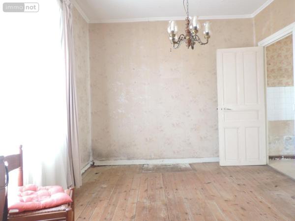 Maison à vendre à Belle-Isle-en-Terre dans les Côtes-d'Armor (22810), ref : 22069-1762