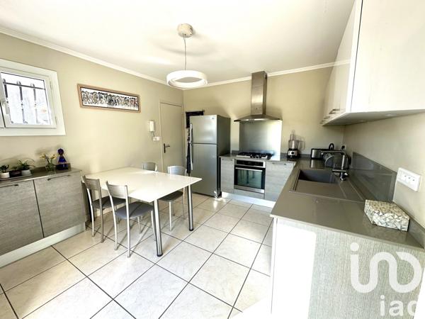 Maison traditionnelle 5 pièces de 118 m² à Bouillargues (30230)