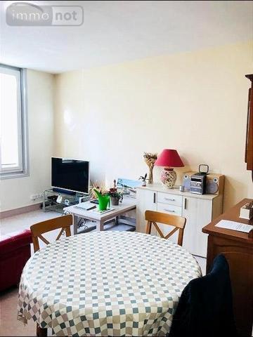 Immeuble à vendre à Rochefort en Charente-Maritime (17300), ref : 17050-GLEM