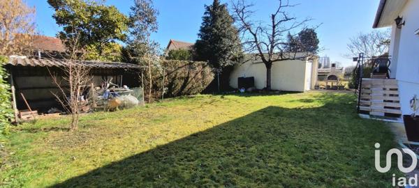 Maison 6 pièces de 130 m² à Oissel (76350)