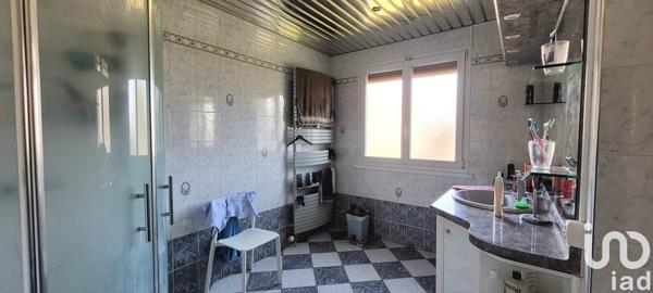 Maison 6 pièces de 130 m² à Oissel (76350)