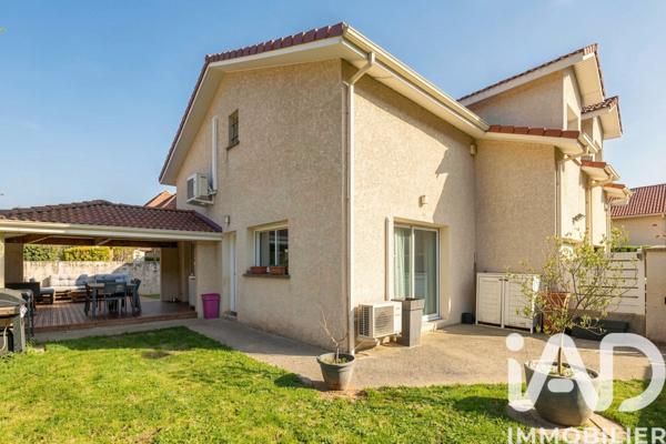 Maison à vendre 5 pièces 119,11 m² Seyssins