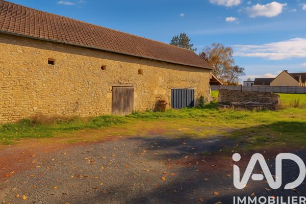 Immeuble à vendre 160 m² Vaux-sur-Seulles