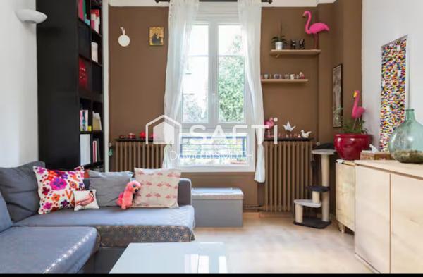 Appartement 2 pièces 1 chambre de 45 m2 situé en rez de chaussée QUARTIER BECON A COURBEVOIE COLLEGE DES BRUYERES