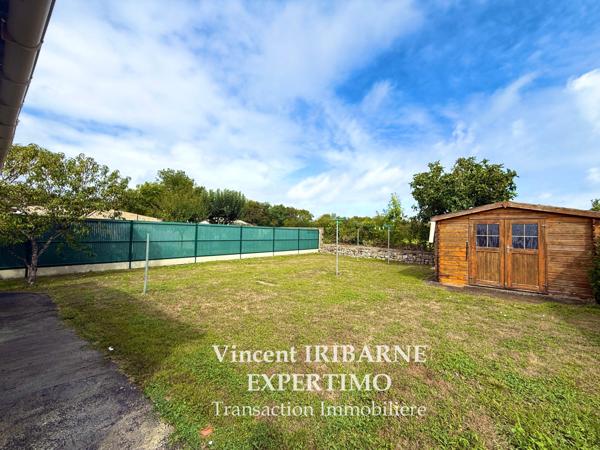 Saintes (17100) Maison de Plain-pied, 2 Chambres, Garage et Jardin. Centre-Ville