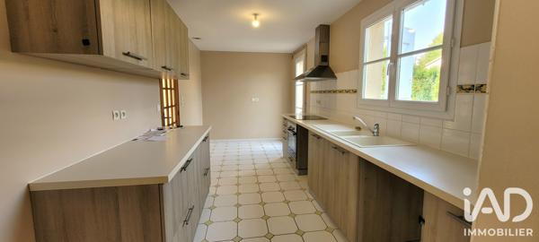 Maison à vendre 5 pièces 125,61 m² Nouaillé-Maupertuis