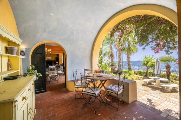 Villa d’artiste Art-Déco avec vue panoramique – Quartier Rothschild, Grasse