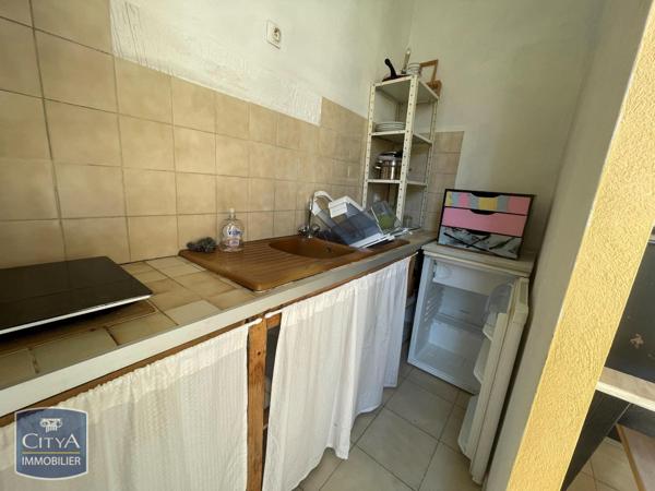 Appartement à louer 1 pièce 28.58m² Nîmes (30000)
