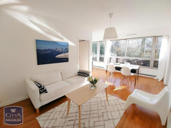 Appartement à louer 2 pièces 50m²