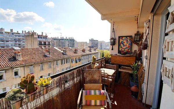 Appartement à vendre    3 pièces • 71 m2 Marseille 4