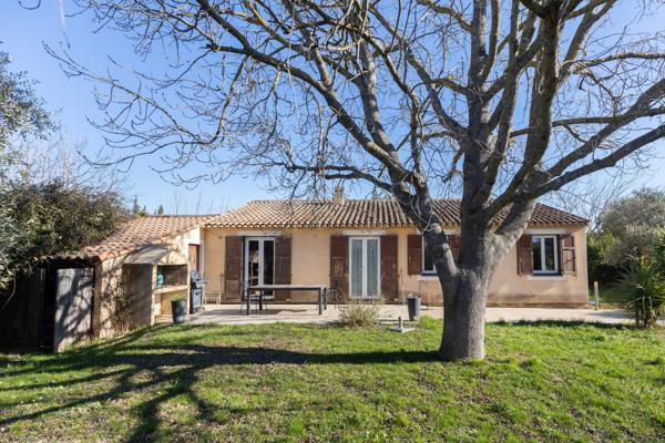 L'Isle-sur-la-Sorgue (84800) EN EXCLUSIVITE maison plain pied avec jardin et piscine
