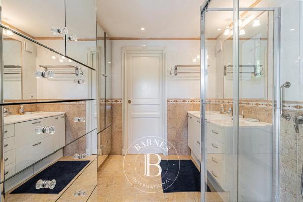 Valbonne, Maison 7 Chambres -  520 m² à vendre