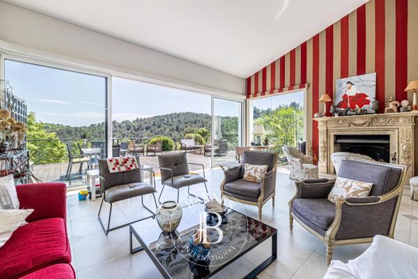 Valbonne, Maison 7 Chambres -  520 m² à vendre