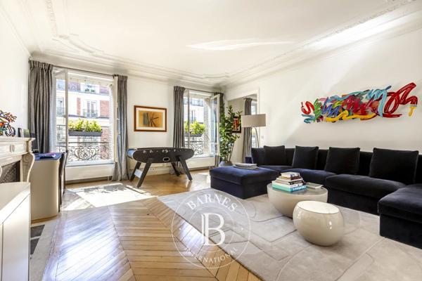 Paris 8ème, Appartement 3 Chambres -  161 m² à vendre