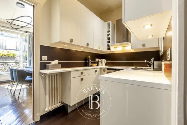 Paris 8ème, Appartement 3 Chambres -  161 m² à vendre