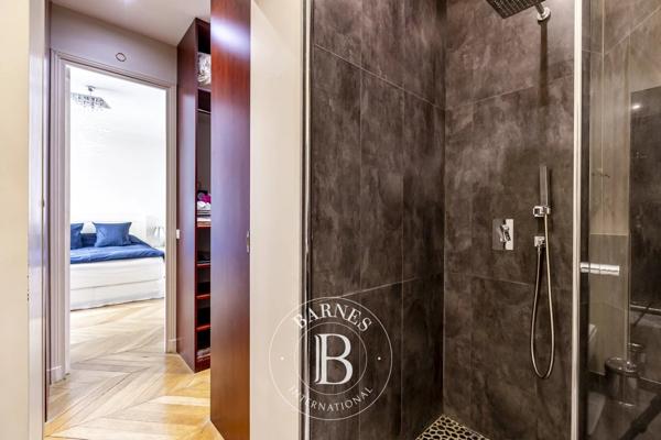 Paris 8ème, Appartement 3 Chambres -  161 m² à vendre