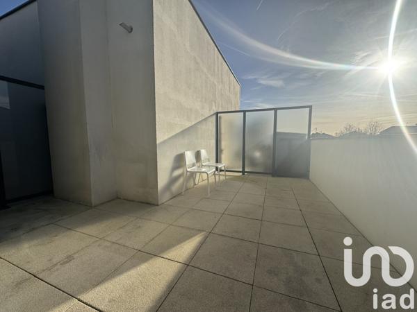 Appartement à vendre 3 pièces 61 m² Vert-Saint-Denis