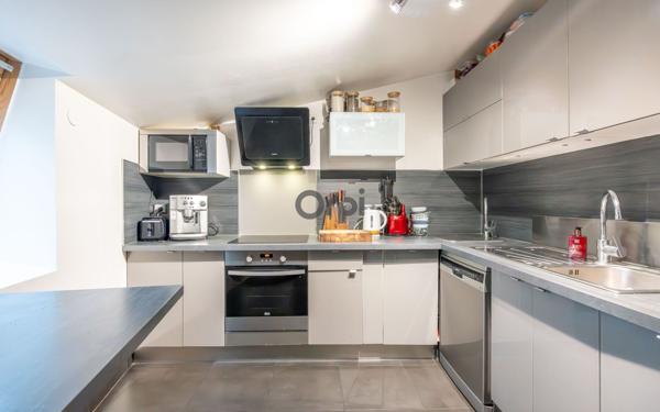 Appartement à vendre    4 pièces • 84,76 m2 Joinville-le-Pont