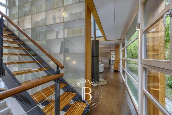 Divonne-les-Bains, Villa 5 Chambres -  246 m² à vendre