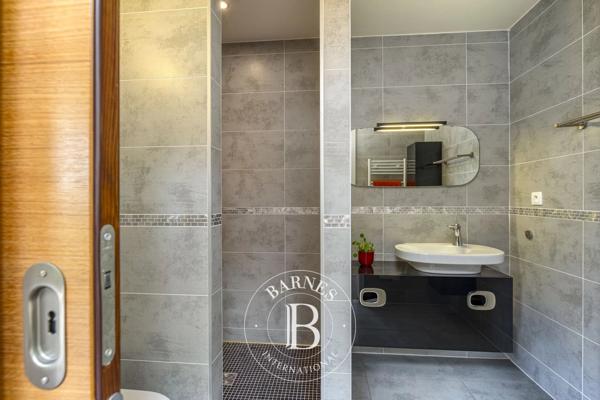 Divonne-les-Bains, Villa 5 Chambres -  246 m² à vendre