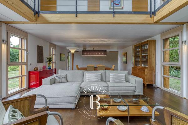 Divonne-les-Bains, Villa 5 Chambres -  246 m² à vendre