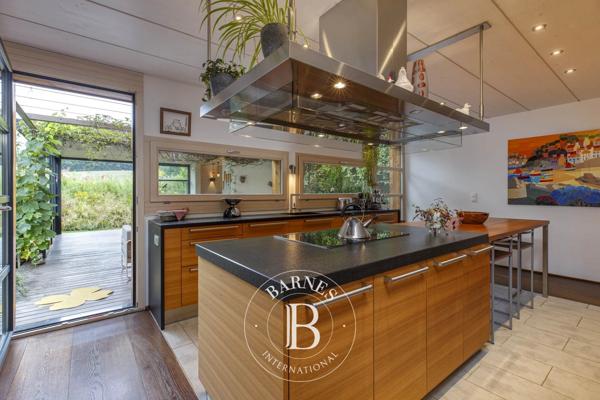 Divonne-les-Bains, Villa 5 Chambres -  246 m² à vendre