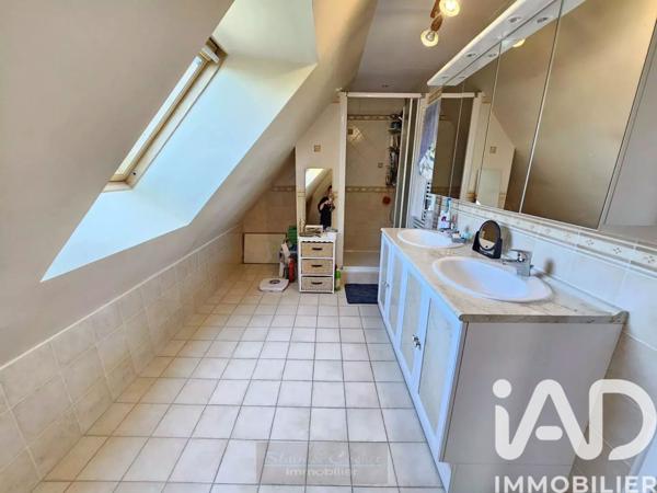 Maison à vendre 9 pièces 215 m² Villemandeur