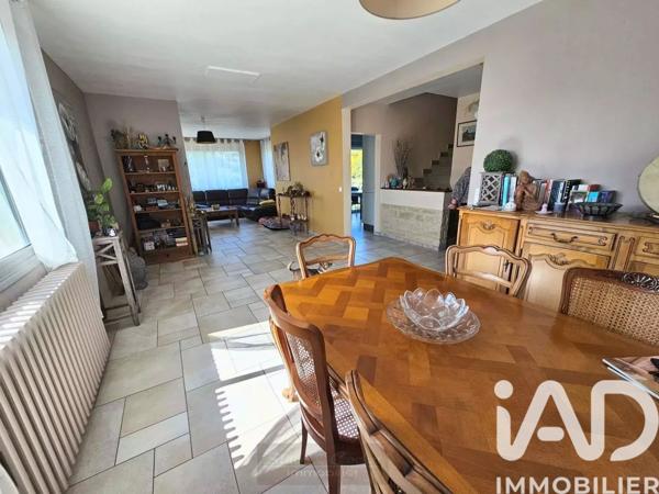 Maison à vendre 9 pièces 215 m² Villemandeur