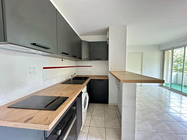 Appartement Seilh 2 pièce(s) 42 m2 Golf de Seilh